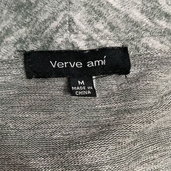 Verve Ami Women’s Medium Gray Open Front Tiered Cardigan Sweater Cape - Picture 6 of 7